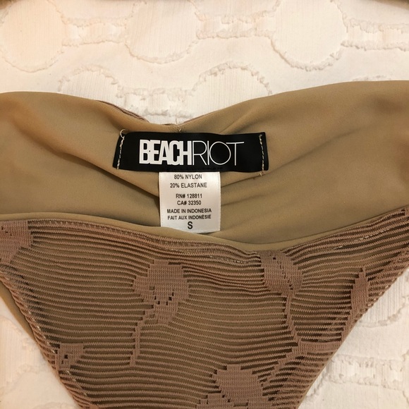 Beach Riot Pacific Ruffle Bikini Set Nude - Picture 6 of 8